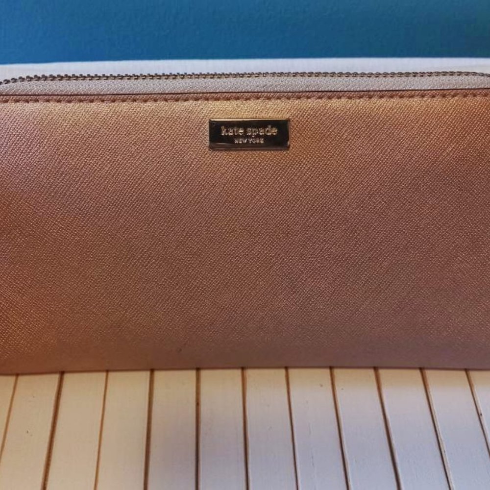 Kate Spade Wallet - Picture 2 of 5